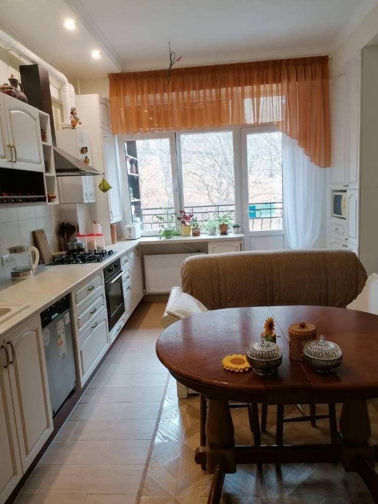 1de41014-e70b-4e0c-9e9e-d26a35d6d743