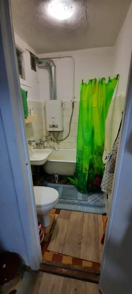 f6e5bec0-b46a-4104-bccf-914fafb48fcd