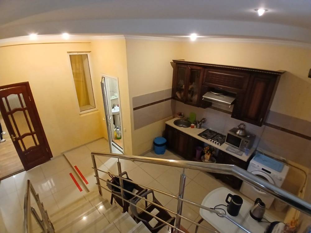 c81ac9cd-f6ce-415b-a585-eddea75cadde