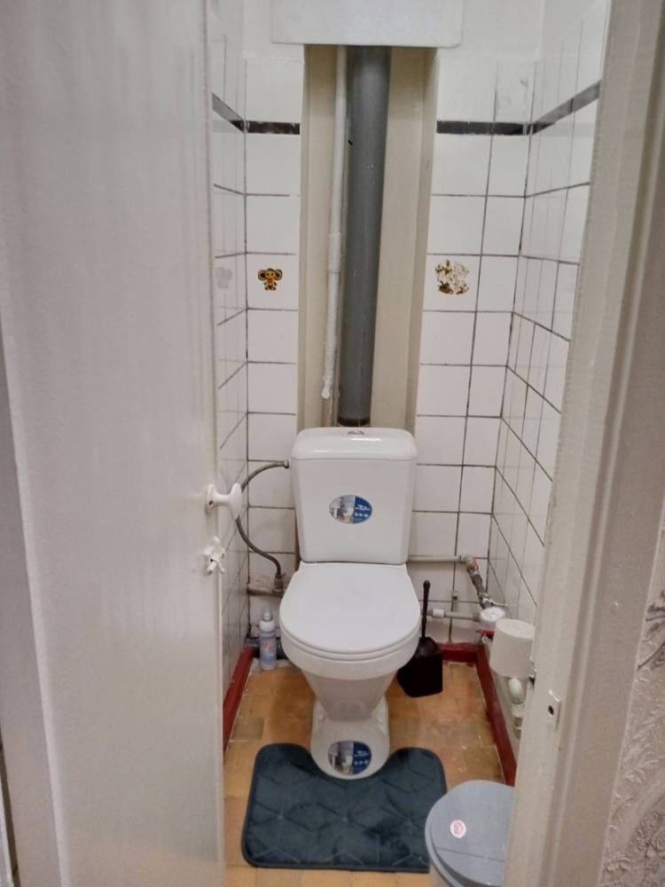 c7717786-04bc-47d4-beb0-b9d47755a87b