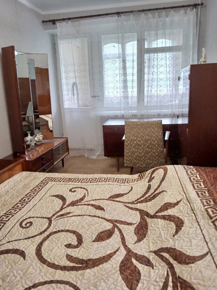 b07dda98-55b8-43d0-a23e-4b10c64b11a6