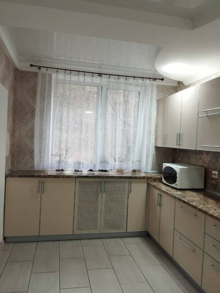 9112d73a-81c4-43e0-a3d5-9636277fb6d4