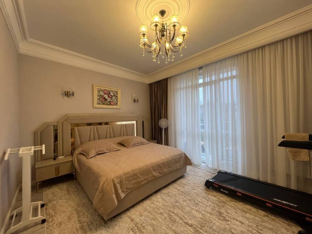 whatsapp image 2025-11-27 at 09.46.02 (1)