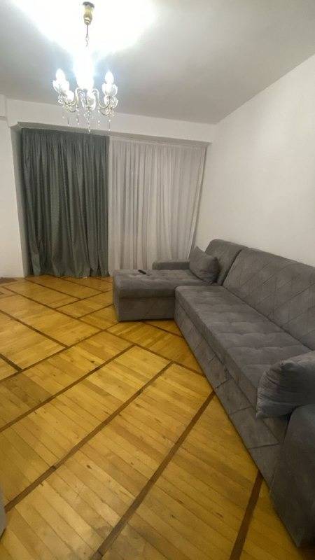 b2976749-48ff-49c3-b93b-665193d23139