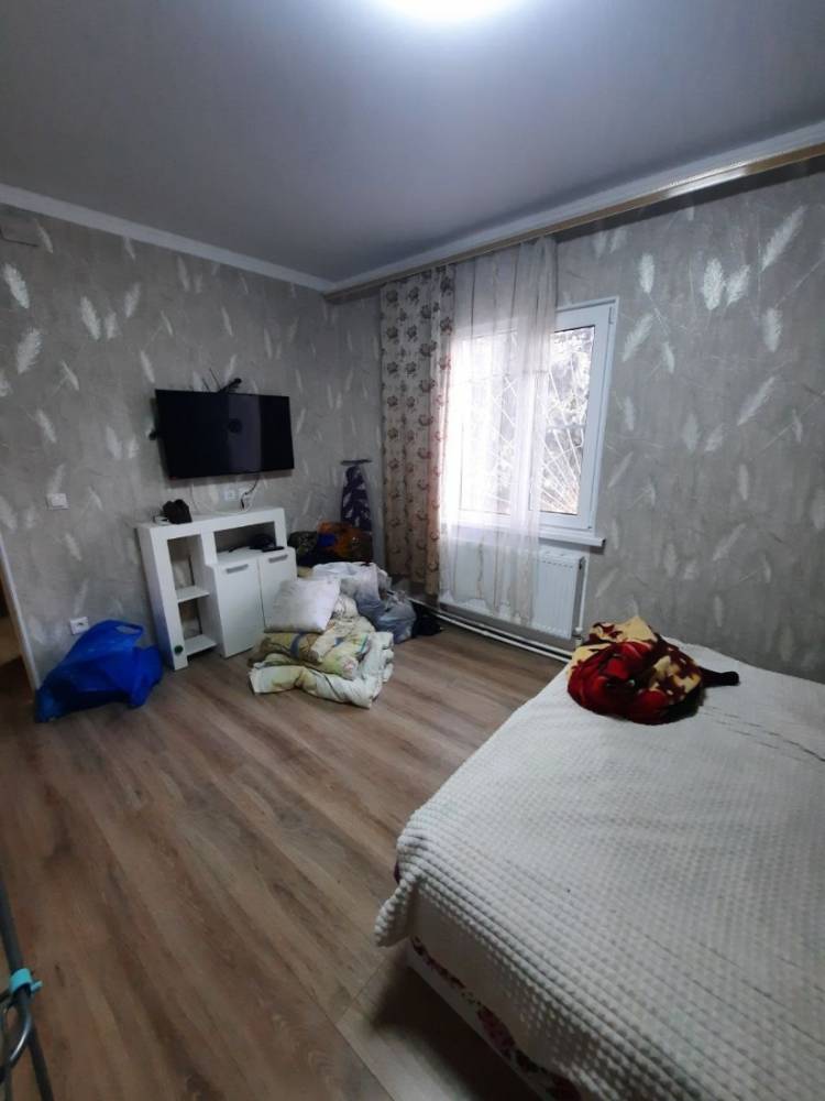 70f16716-772f-4d0b-9e48-b5435428e27d