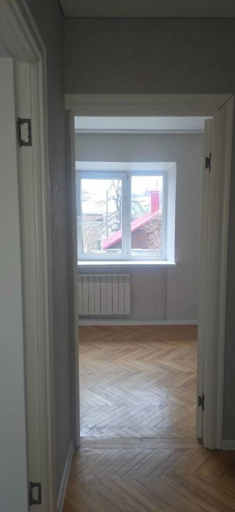 photo_5343758796444079189_y