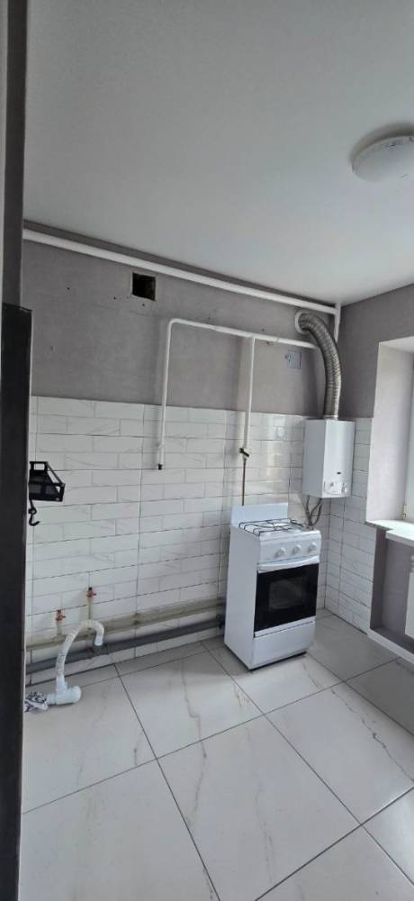 photo_5343758796444079190_y