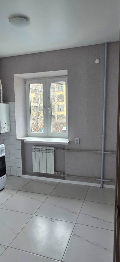 photo_5343758796444079191_y