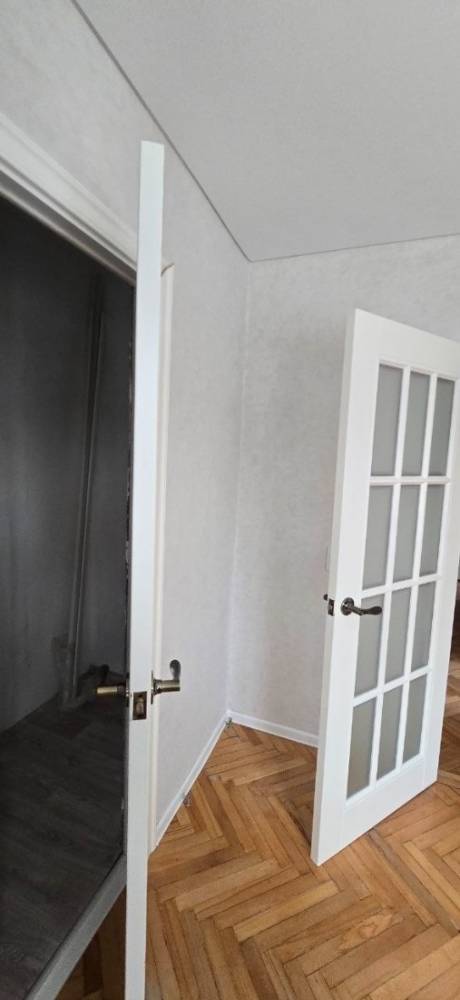 photo_5343758796444079185_y